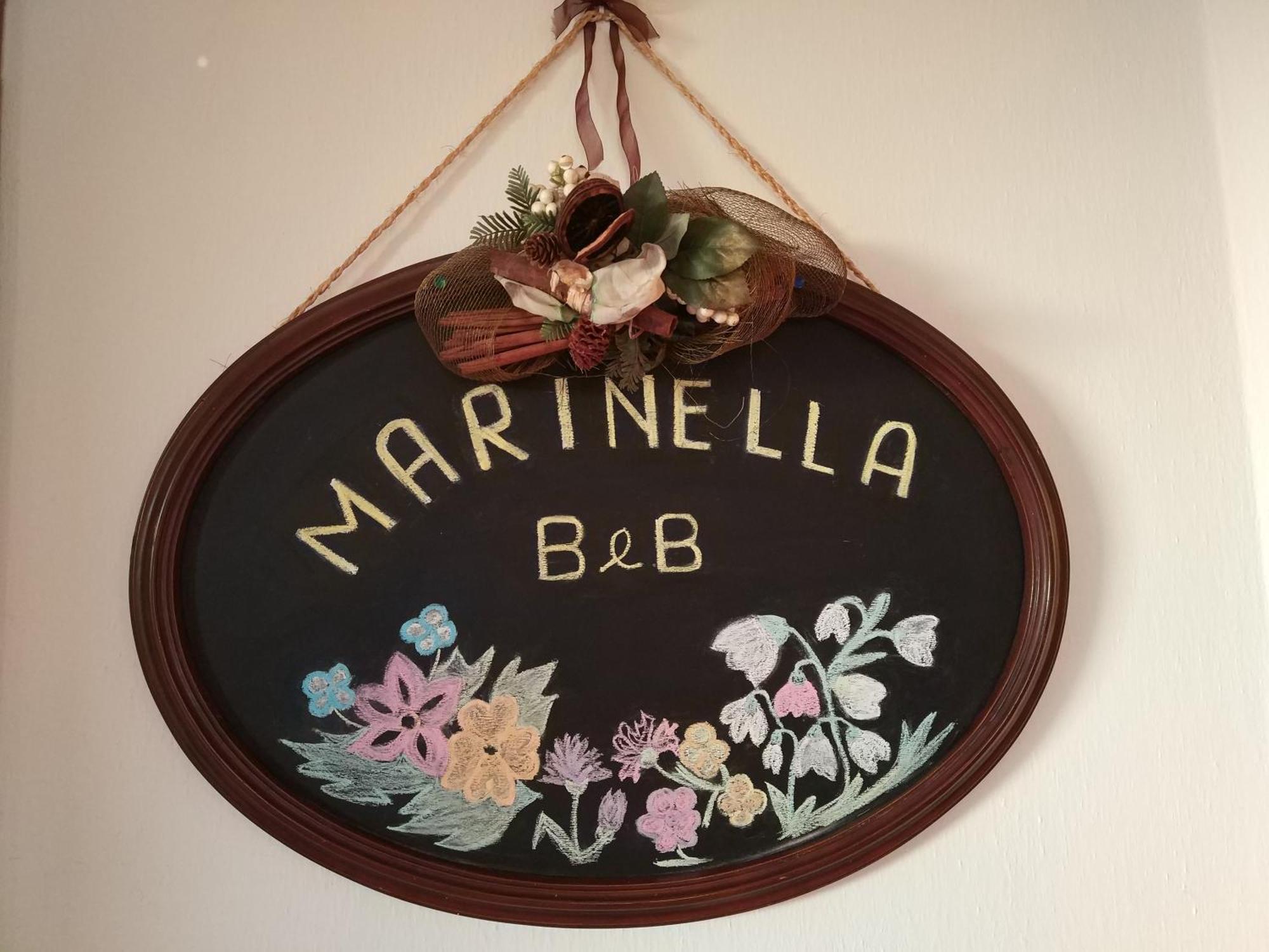 Marinella Guest House Cornale ภายนอก รูปภาพ