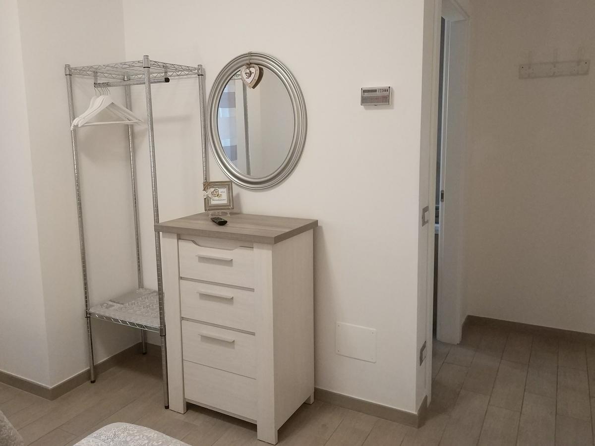 Marinella Guest House Cornale ภายนอก รูปภาพ