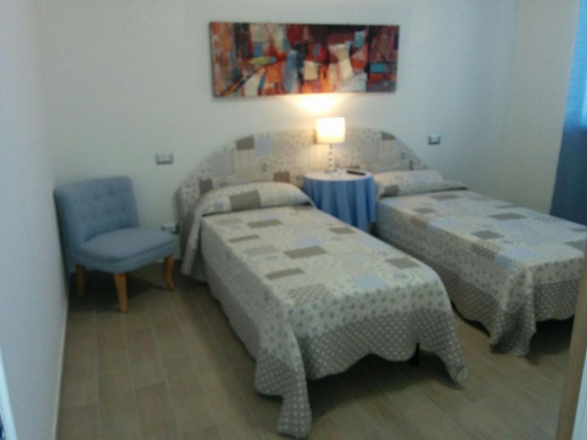 Marinella Guest House Cornale ภายนอก รูปภาพ