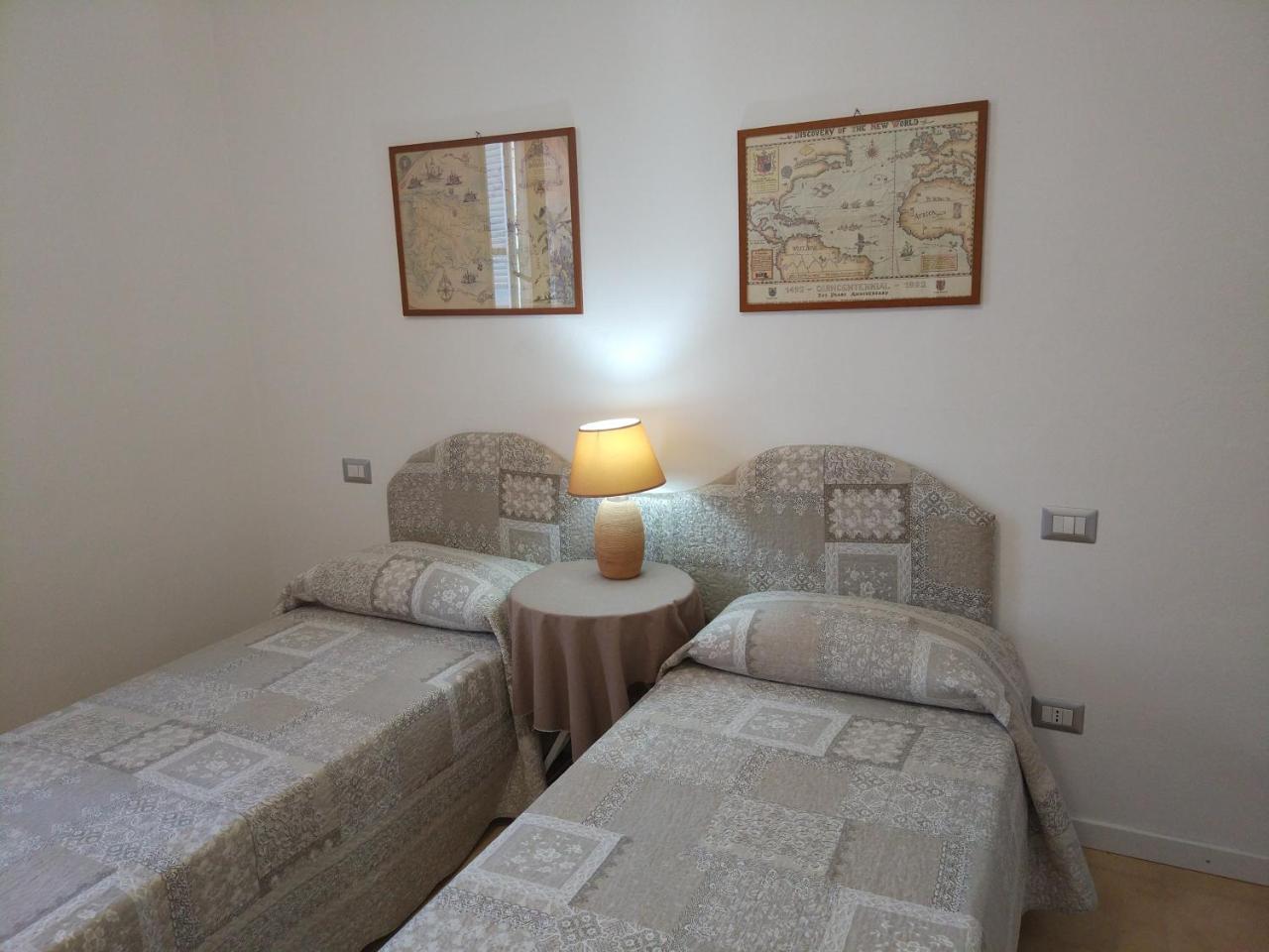 Marinella Guest House Cornale ภายนอก รูปภาพ
